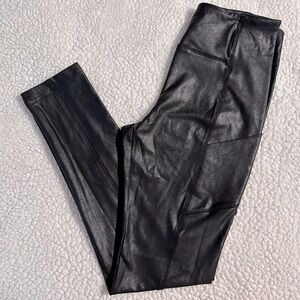 Shinestar size Medium leather like pocket leggings